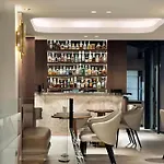 فندق Perpetual Elysee Montaigne 4*