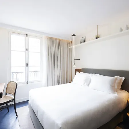 Perpetual Elysee Montaigne Hotell Paris