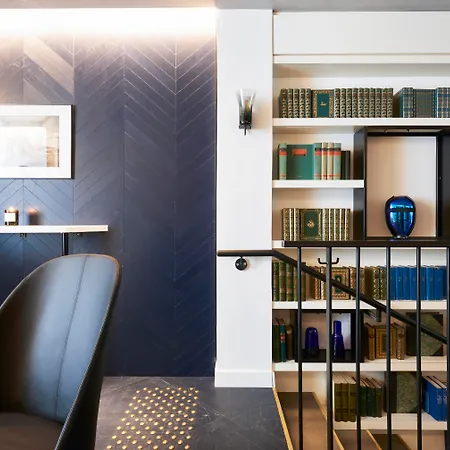 Perpetual Elysee Montaigne 4*