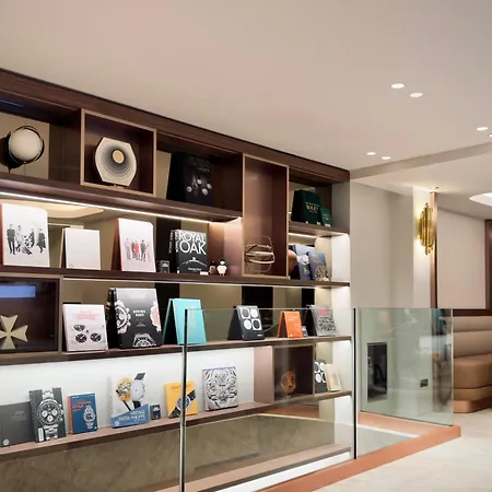 Perpetual Elysee Montaigne 4* Париж