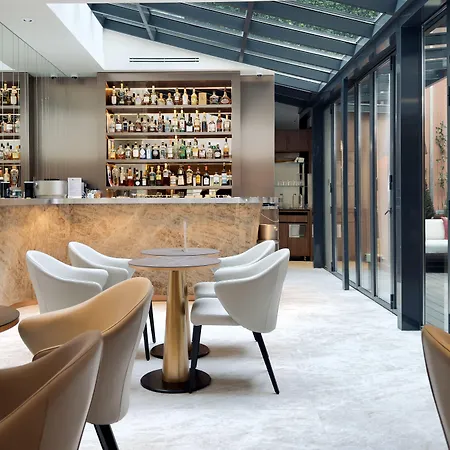 Perpetual Elysee Montaigne 4*