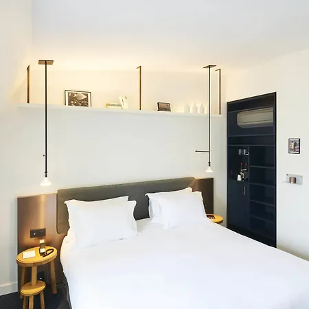 Perpetual Elysée Montaigne 4*