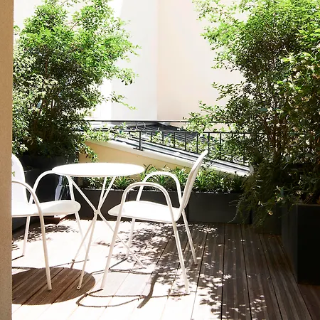 Perpetual Elysée Montaigne 4* Parigi