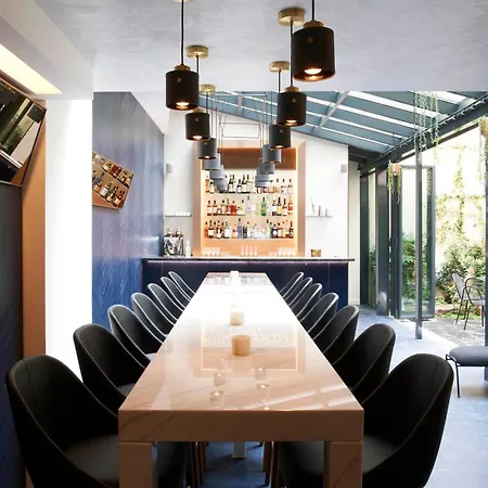 Perpetual Elysée Montaigne Hotel 4*