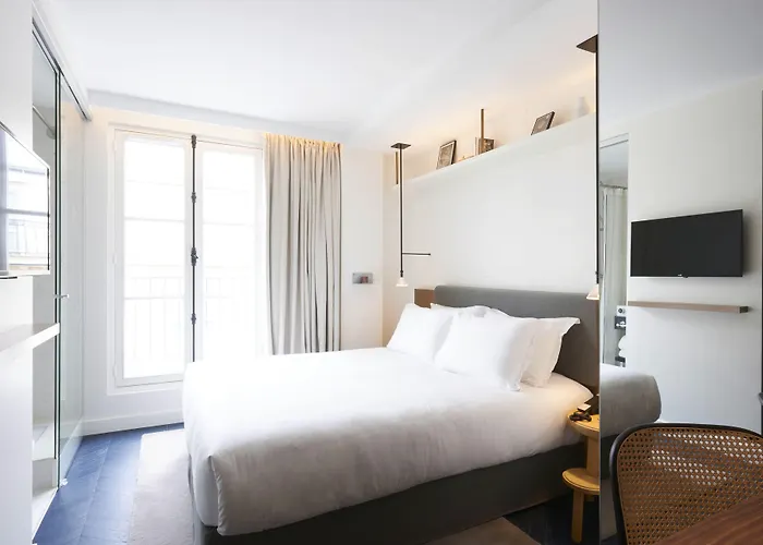 Perpetual Elysee Montaigne Hotell Paris