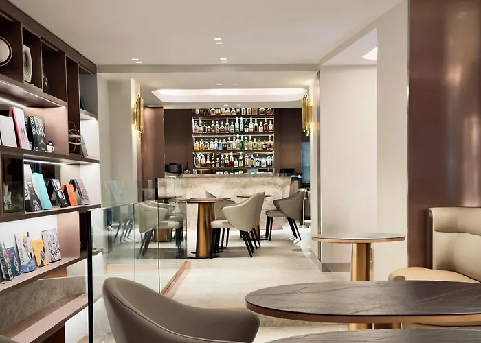 Perpetual Elysee Montaigne 4*